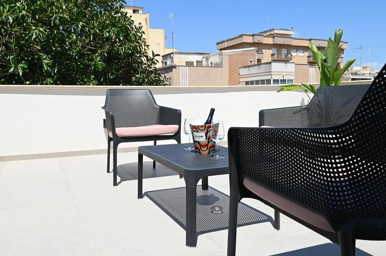 Lebum Apartments Marsala Italia