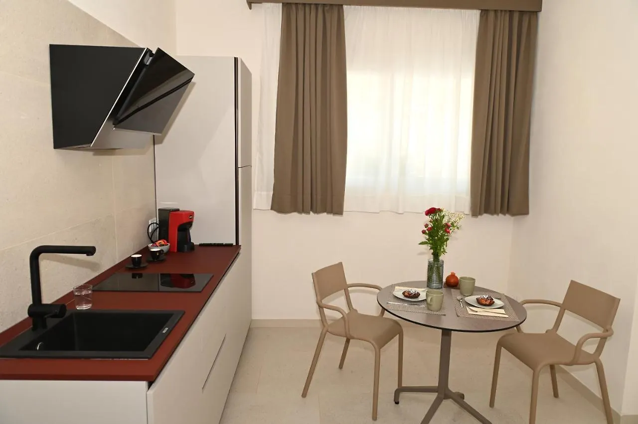 Lebum Apartments 马尔萨拉 0*,  意大利